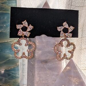 Sparkling Irregular Clover Drop Earrings - Rose Gold Tone